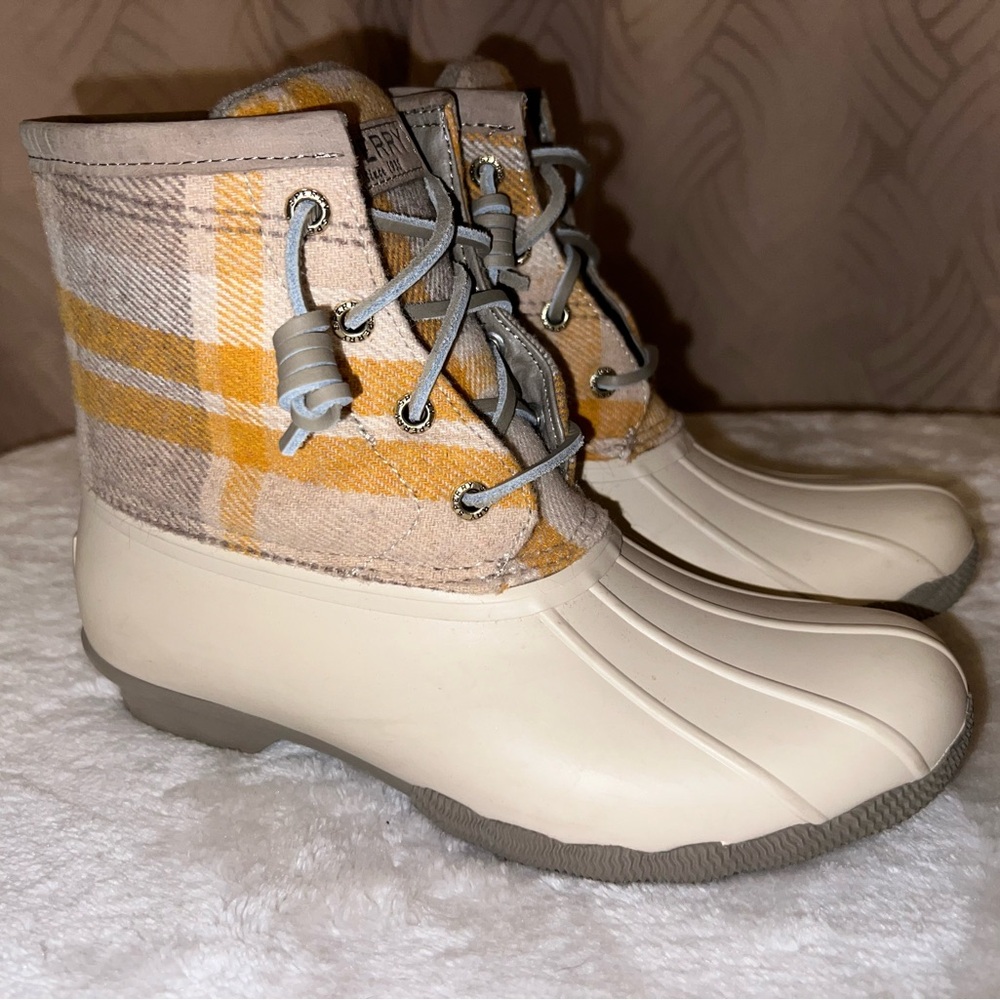 Sperry Women's Saltwater Snow Boot, Ivory Plaid, 6.5